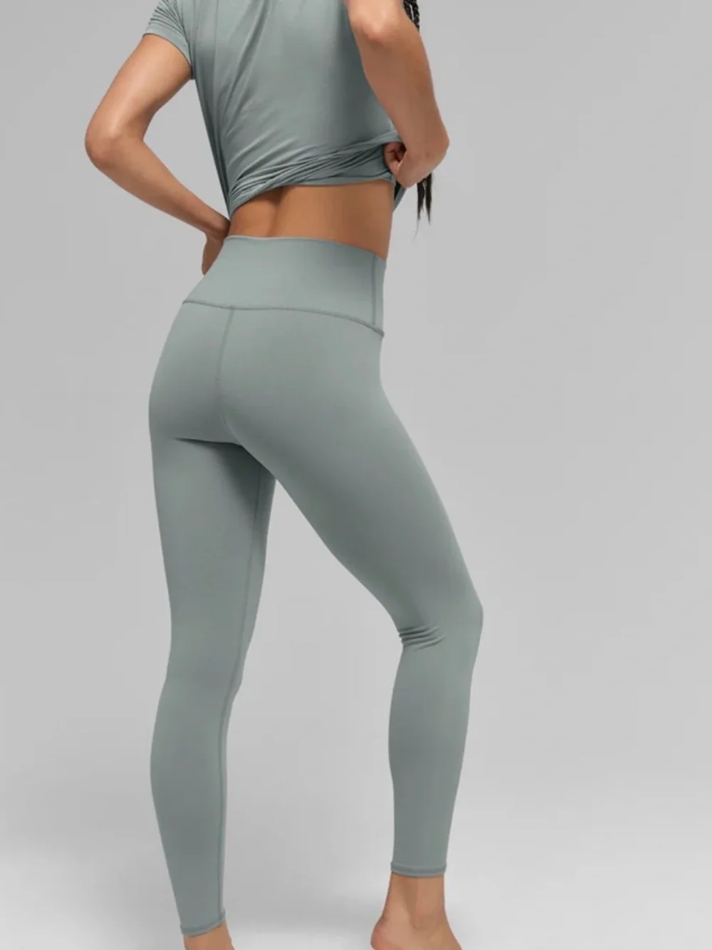 NWT alo 7/8 High-Waist Airbrush Leggings, Size L